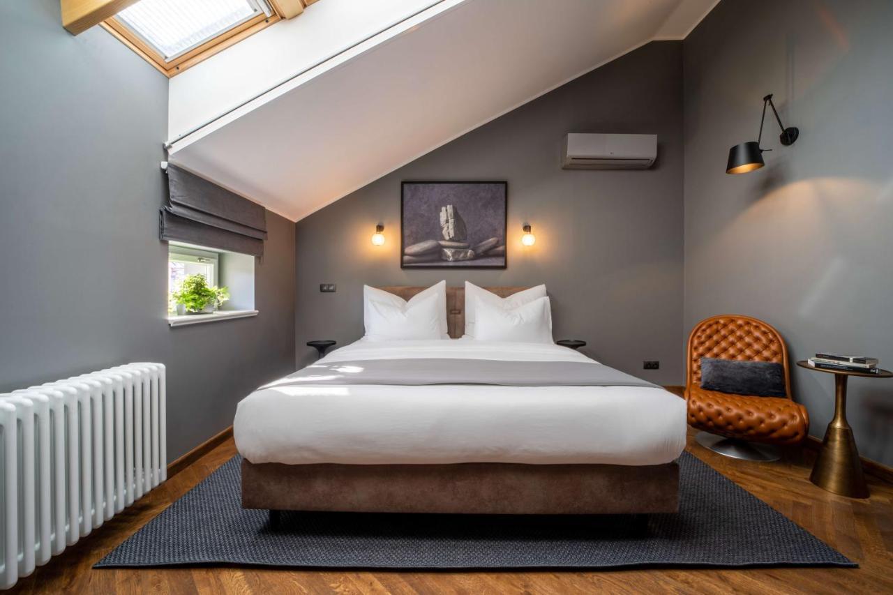 The Viaduct - Suites & More Praag Buitenkant foto
