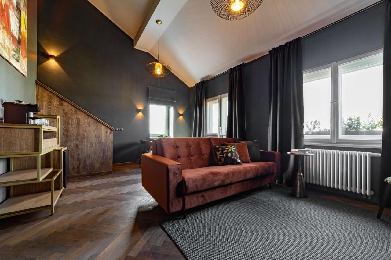 The Viaduct - Suites & More Praag Buitenkant foto