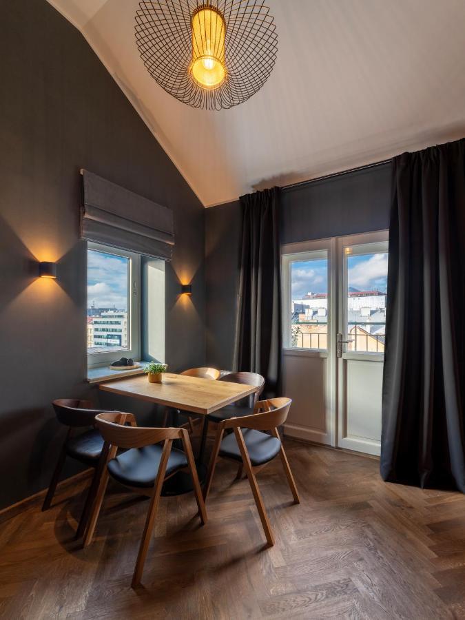 The Viaduct - Suites & More Praag Buitenkant foto